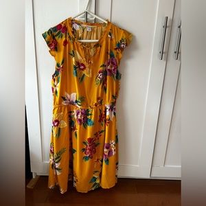 Old Navy Size L Yellow Tropical Flower Pattern Summer Dress - worn once